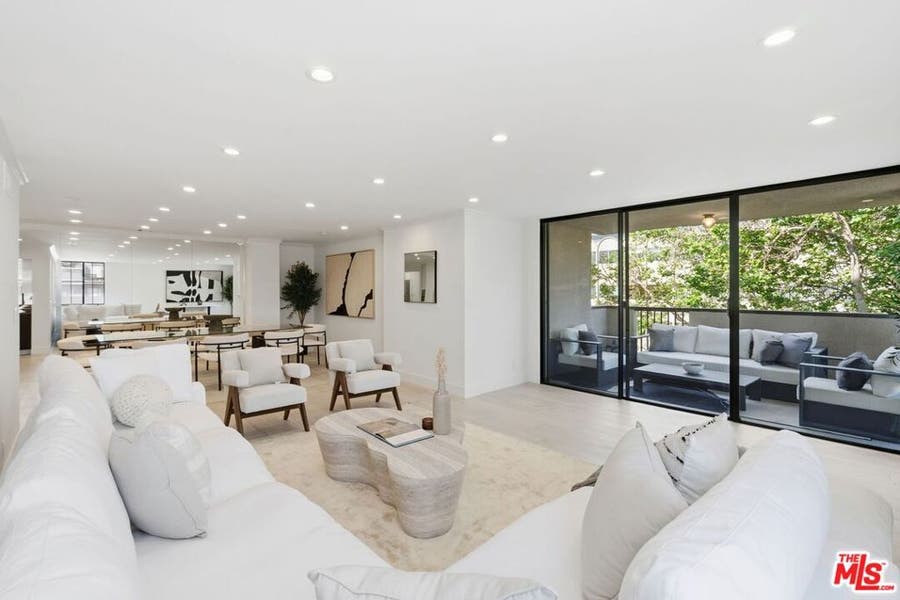 Property photo for 150 N Almont Drive, #301, Beverly Hills, CA