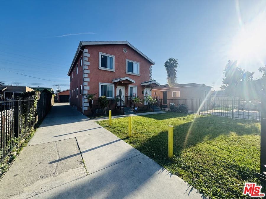 Property photo for 136 W 97th Street, Los Angeles, CA