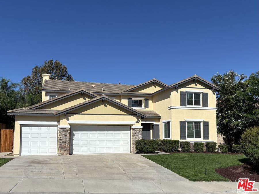 Property photo for 31407 Shadow Ridge Drive, Menifee, CA