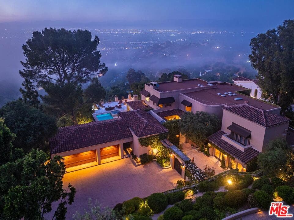 14701 Mulholland Drive, Los Angeles, CA 90077 14701 Mulholland Drive, Los Angeles, CA 90077