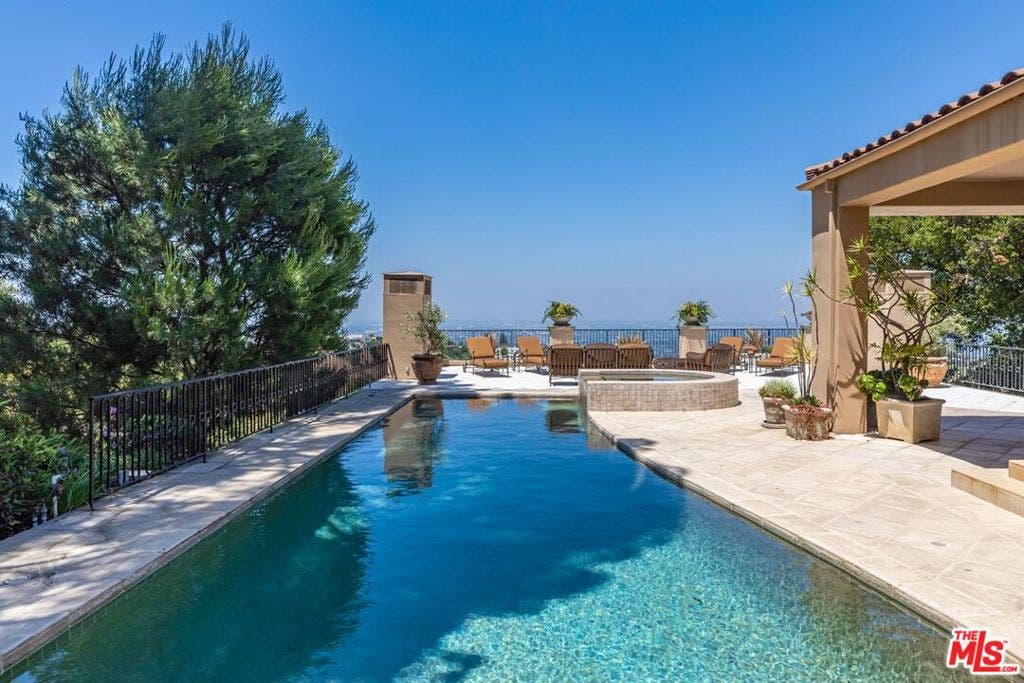 14701 Mulholland Drive, Los Angeles, CA 90077 14701 Mulholland Drive, Los Angeles, CA 90077