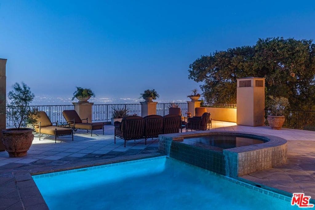 14701 Mulholland Drive, Los Angeles, CA 90077 14701 Mulholland Drive, Los Angeles, CA 90077