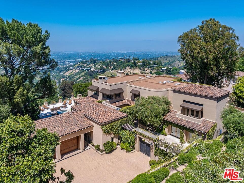 14701 Mulholland Drive, Los Angeles, CA 90077 14701 Mulholland Drive, Los Angeles, CA 90077