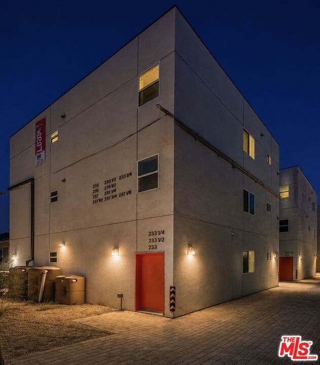 Property photo for 237 N Chicago St Street, Los Angeles, CA