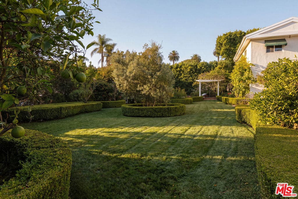 143 Marguerita Avenue, Santa Monica, CA 90402 143 Marguerita Avenue, Santa Monica, CA 90402