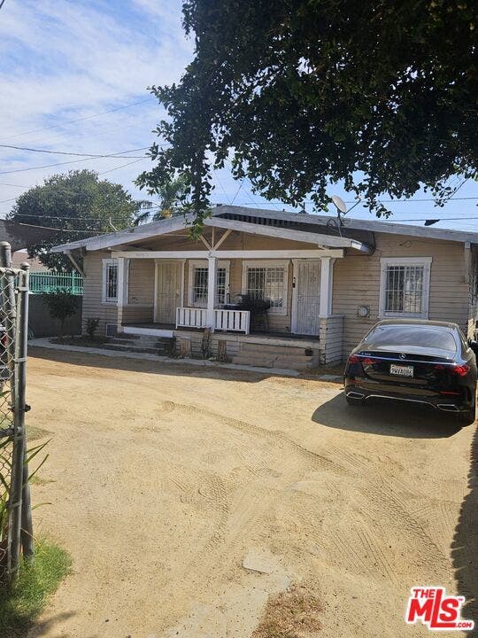 Property photo for 4044 Woodlawn Avenue, Los Angeles, CA