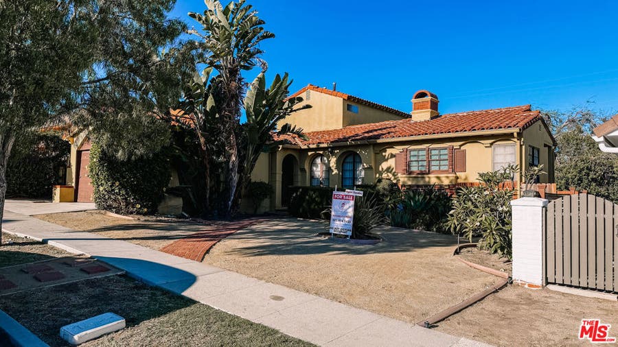 Property photo for 5112 Onaknoll Avenue, Los Angeles, CA