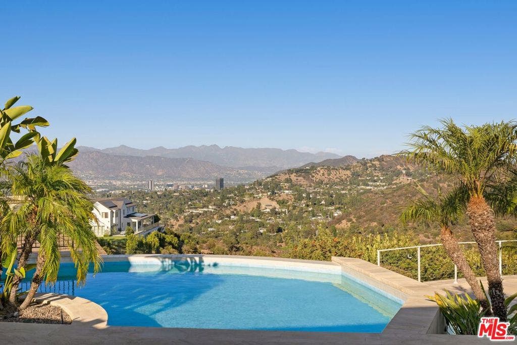 11975 Crest Place, Beverly Hills, CA 90210 11975 Crest Place, Beverly Hills, CA 90210