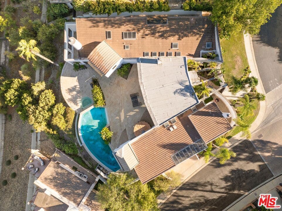 11975 Crest Place, Beverly Hills, CA 90210 11975 Crest Place, Beverly Hills, CA 90210