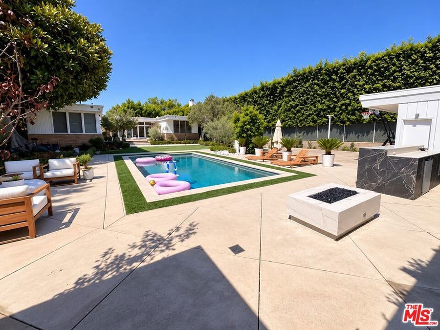 Property photo for 604 Trenton Drive, Beverly Hills, CA