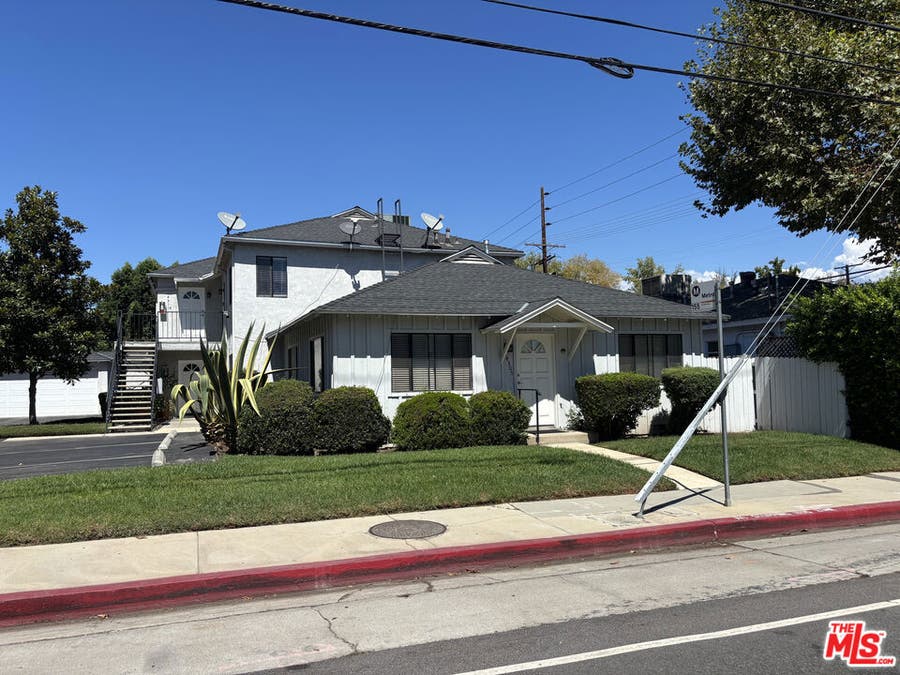 Property photo for 14311 Magnolia Boulevard, Los Angeles, CA