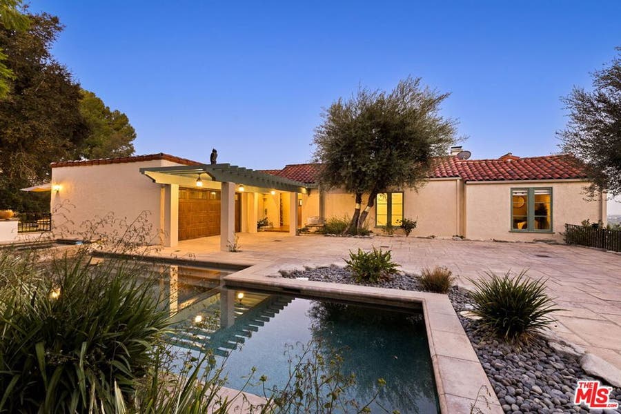 Property photo for 1395 Inverness Drive, Pasadena, CA