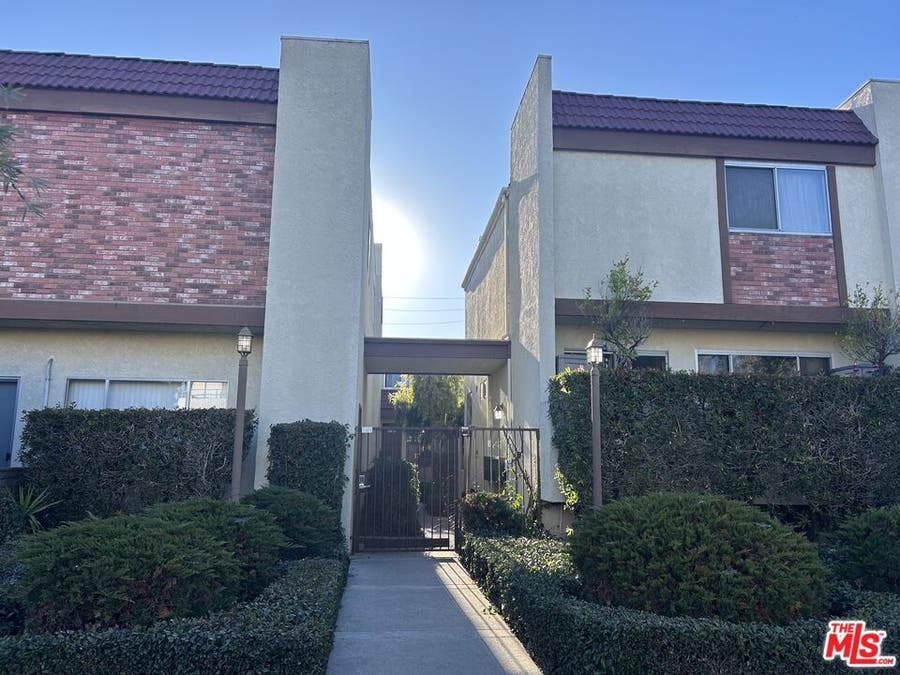 Property photo for 2452 Chelsea Place, #E, Santa Monica, CA