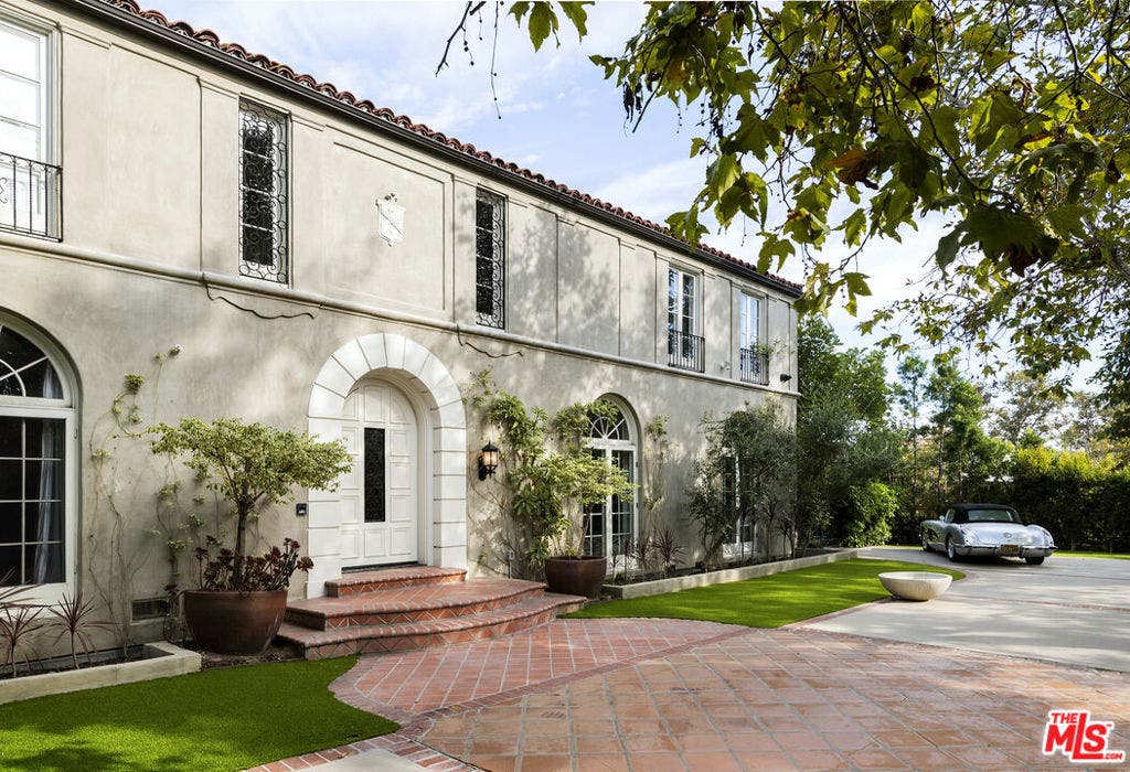 460 S Las Palmas Avenue, Los Angeles, CA 90020 460 S Las Palmas Avenue, Los Angeles, CA 90020