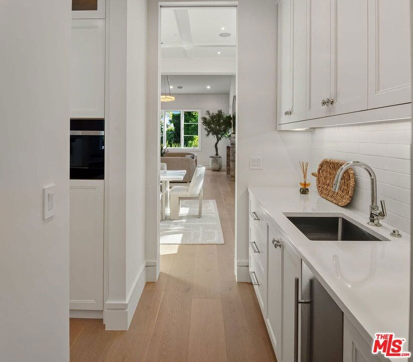 1675 San Remo Drive, Pacific Palisades, CA 90272