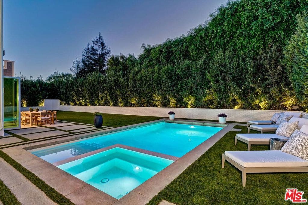 1675 San Remo Drive, Pacific Palisades, CA 90272