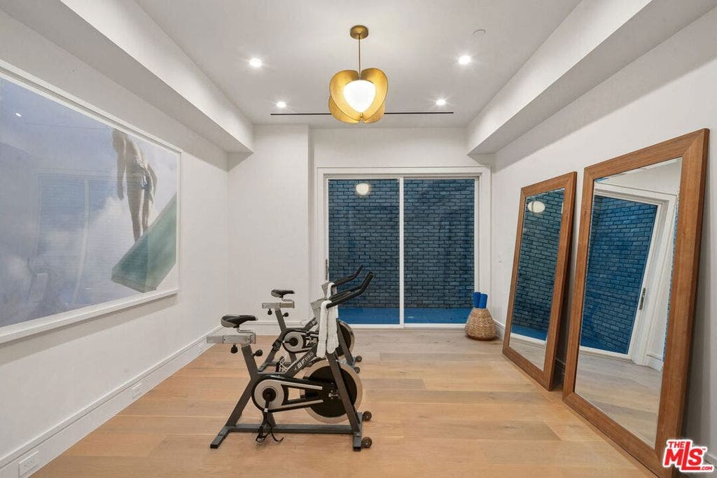 1675 San Remo Drive, Pacific Palisades, CA 90272