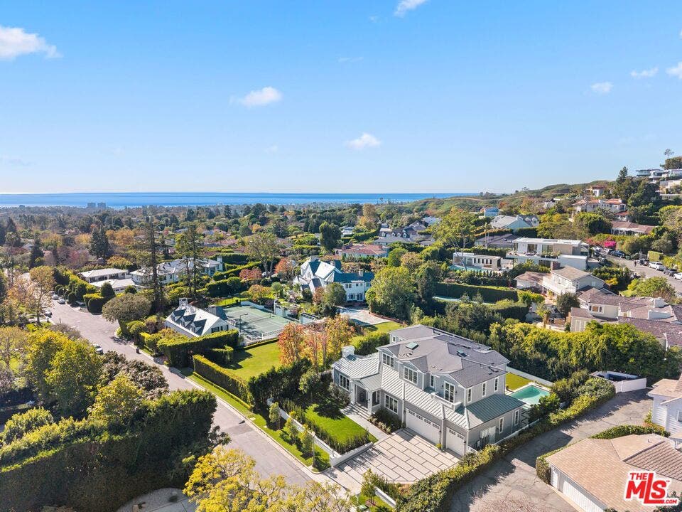 1675 San Remo Drive, Pacific Palisades, CA 90272