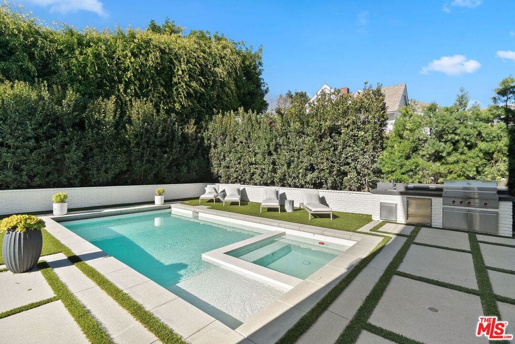 1675 San Remo Drive, Pacific Palisades, CA 90272