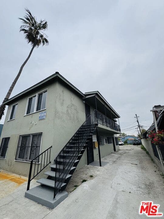Property photo for 810 W 62nd Street, #1, Los Angeles, CA