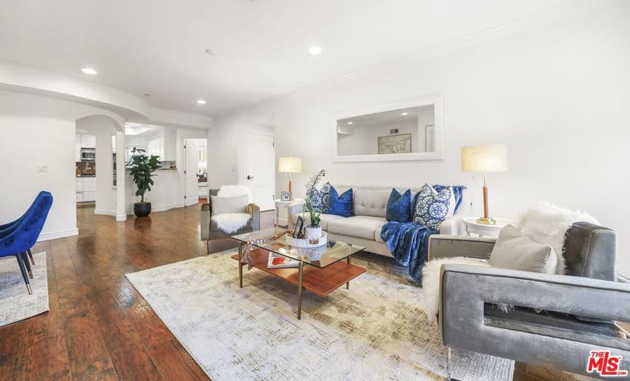 Property photo for 1135 Rexford Drive, #302, Los Angeles, CA