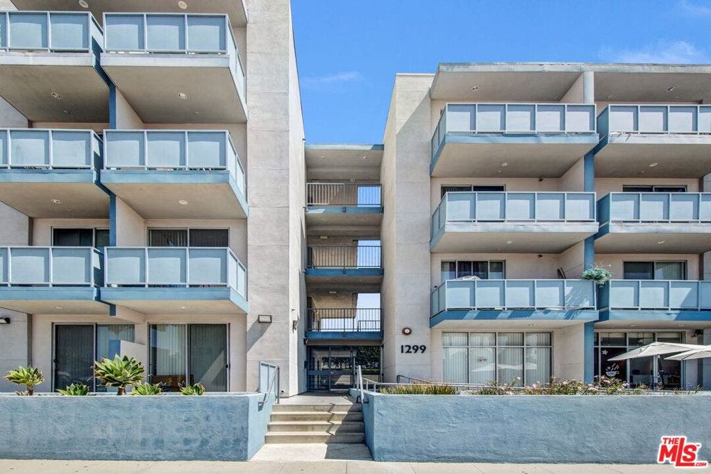 1299 E Green Street, Pasadena, CA 91106 1299 E Green Street, Pasadena, CA 91106