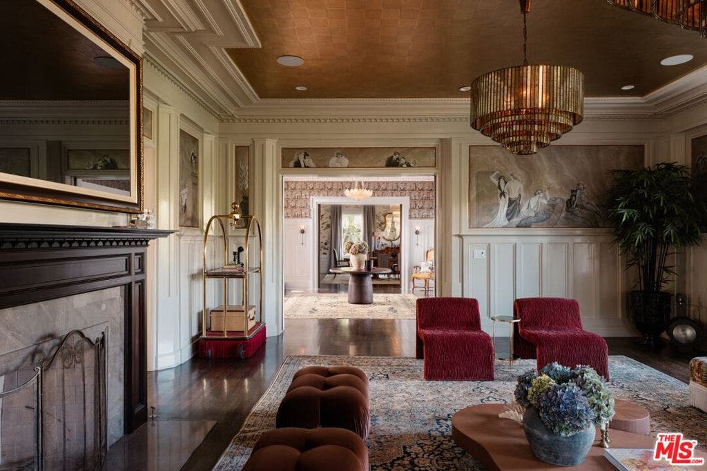 601 S Windsor Boulevard, Los Angeles, CA 90005