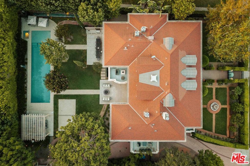 601 S Windsor Boulevard, Los Angeles, CA 90005