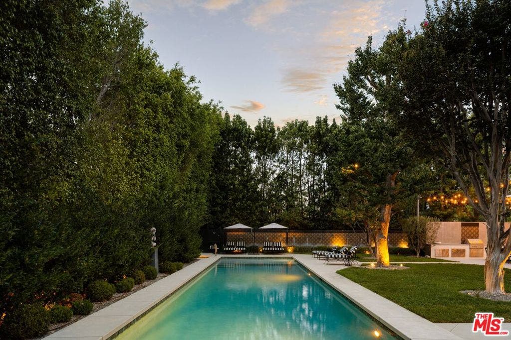 601 S Windsor Boulevard, Los Angeles, CA 90005