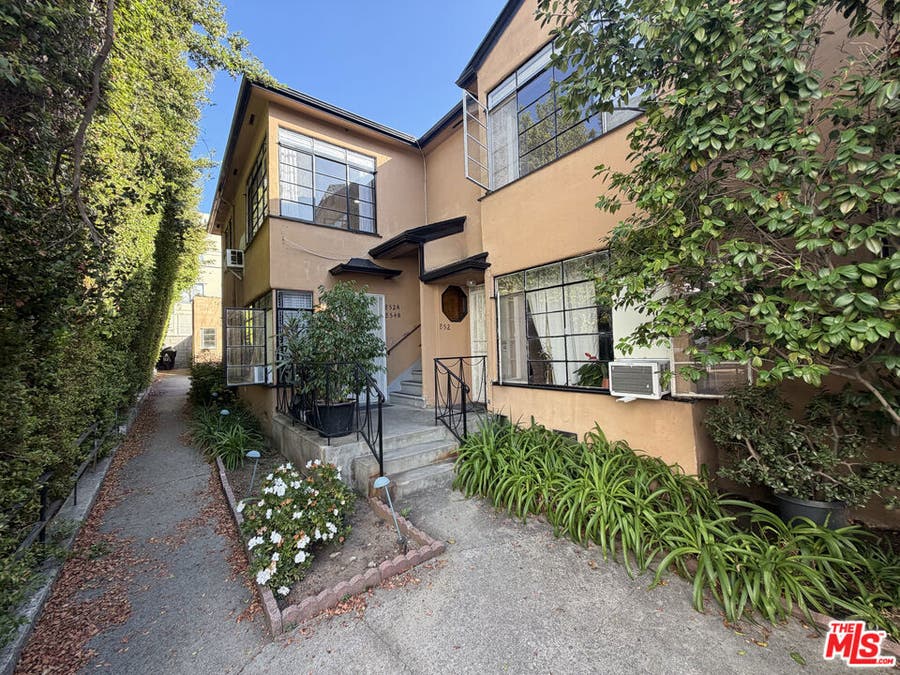 Property photo for 852 S Plymouth Boulevard, Los Angeles, CA