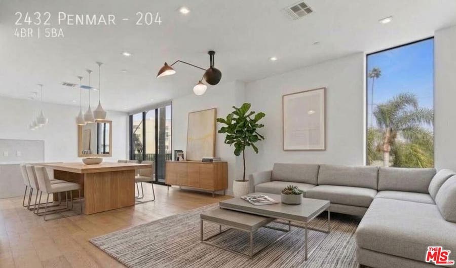 Property photo for 2432 Penmar Avenue, #204, Los Angeles, CA