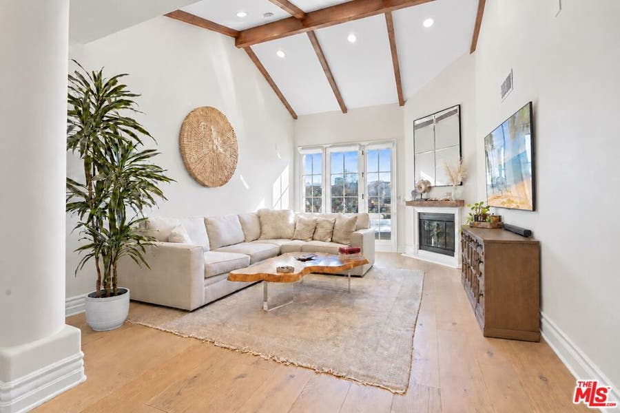 Property photo for 10618 Woodbridge Street, #304, Toluca Lake, CA