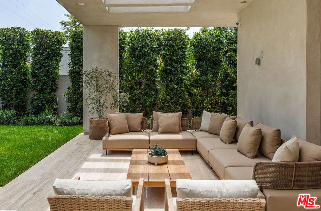 634 Moreno Avenue, Los Angeles, CA 90049 634 Moreno Avenue, Los Angeles, CA 90049