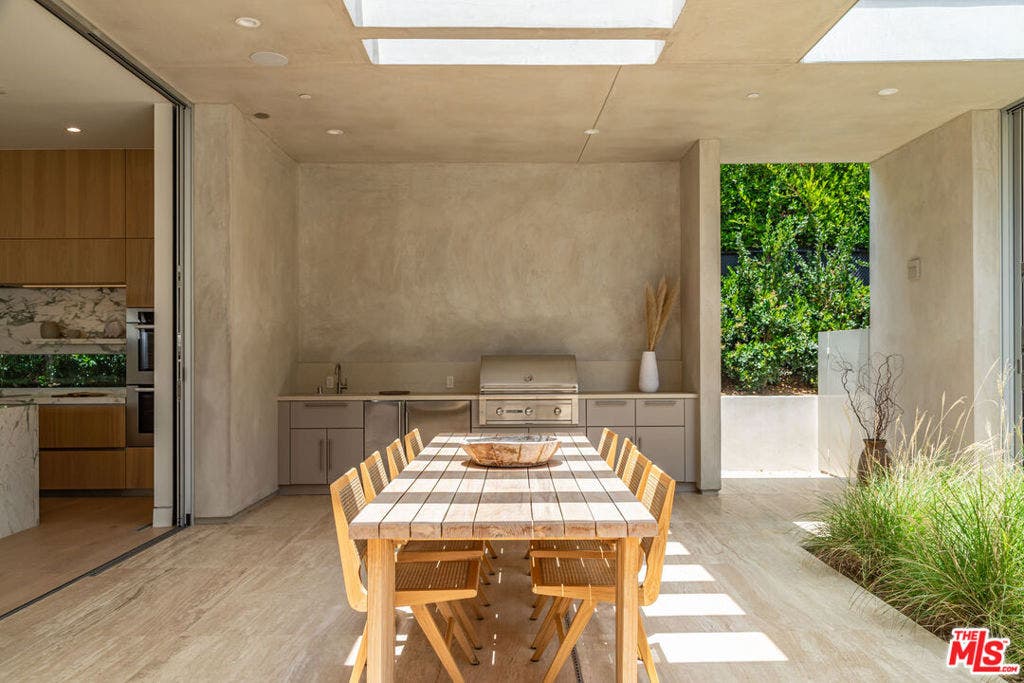 634 Moreno Avenue, Los Angeles, CA 90049 634 Moreno Avenue, Los Angeles, CA 90049