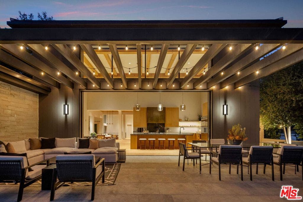 5717 Round Meadow Road, Hidden Hills, CA 91302 5717 Round Meadow Road, Hidden Hills, CA 91302