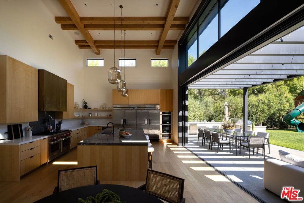 5717 Round Meadow Road, Hidden Hills, CA 91302 5717 Round Meadow Road, Hidden Hills, CA 91302