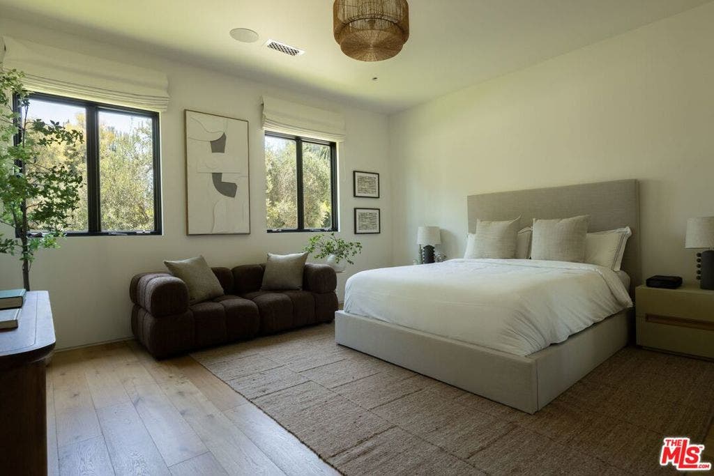 5717 Round Meadow Road, Hidden Hills, CA 91302 5717 Round Meadow Road, Hidden Hills, CA 91302
