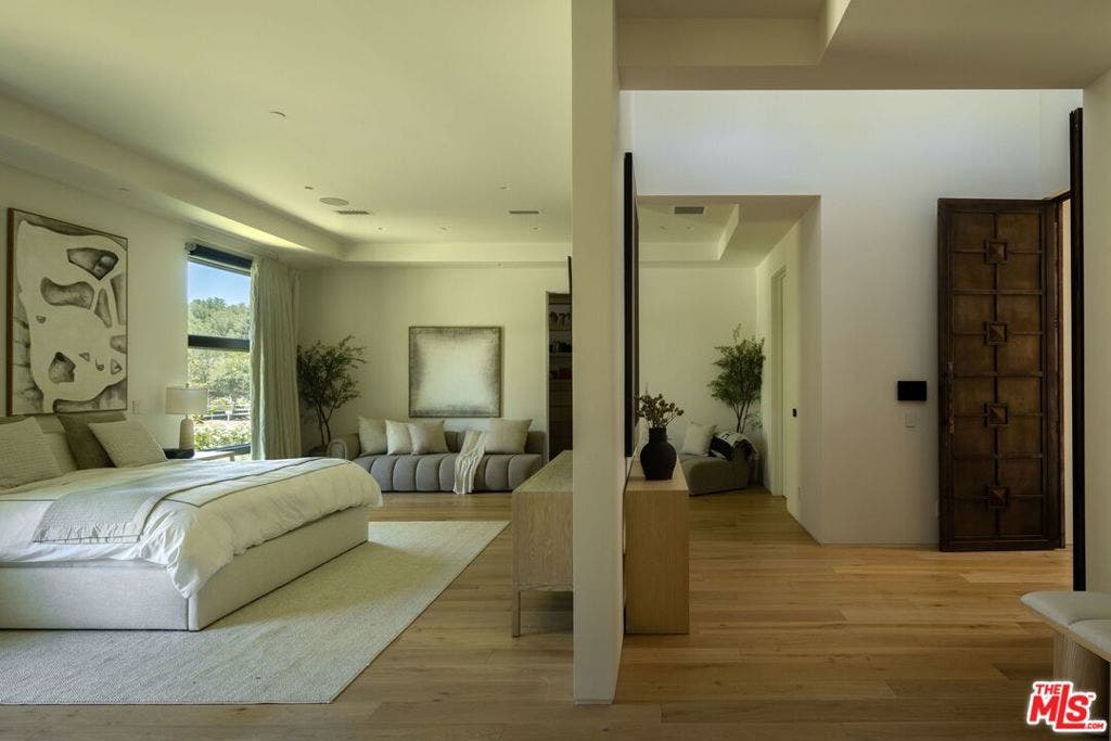 5717 Round Meadow Road, Hidden Hills, CA 91302 5717 Round Meadow Road, Hidden Hills, CA 91302