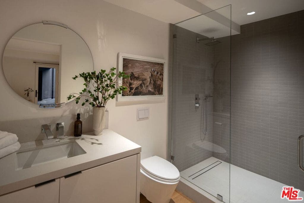 5717 Round Meadow Road, Hidden Hills, CA 91302 5717 Round Meadow Road, Hidden Hills, CA 91302