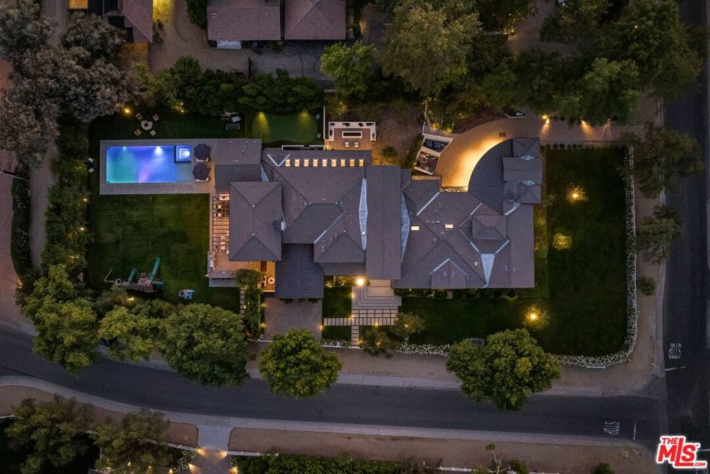5717 Round Meadow Road, Hidden Hills, CA 91302 5717 Round Meadow Road, Hidden Hills, CA 91302