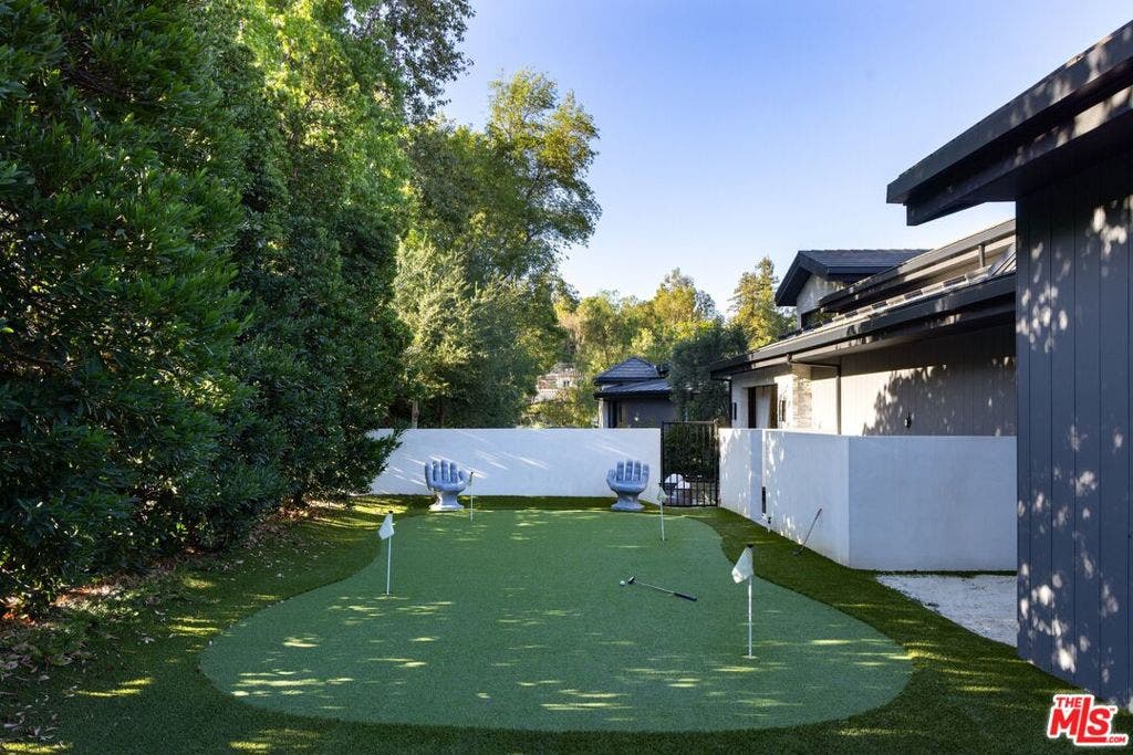 5717 Round Meadow Road, Hidden Hills, CA 91302 5717 Round Meadow Road, Hidden Hills, CA 91302
