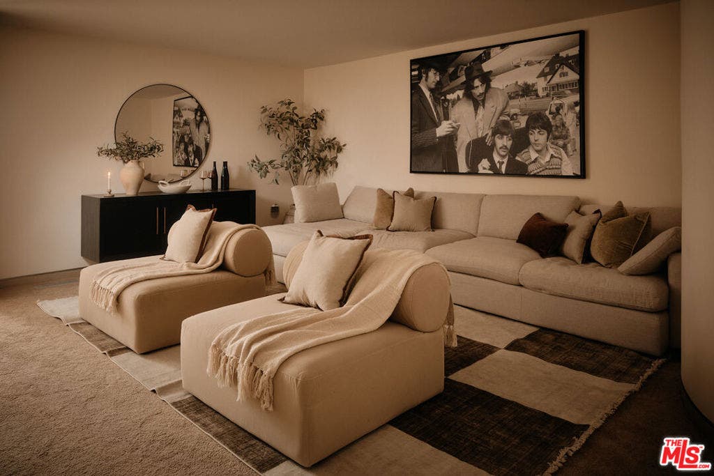 624 Cole Place, Beverly Hills, CA 90210 624 Cole Place, Beverly Hills, CA 90210