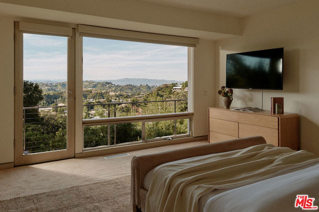 624 Cole Place, Beverly Hills, CA 90210 624 Cole Place, Beverly Hills, CA 90210