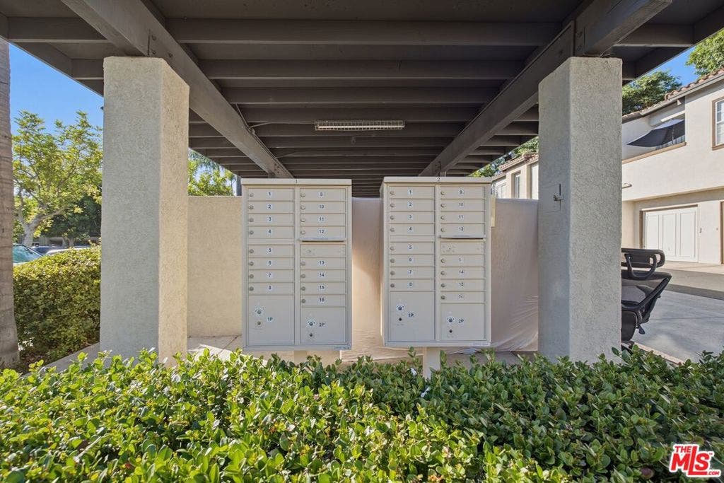 87 Via Contento, Rancho Santa Margarita, CA 92688 87 Via Contento, Rancho Santa Margarita, CA 92688