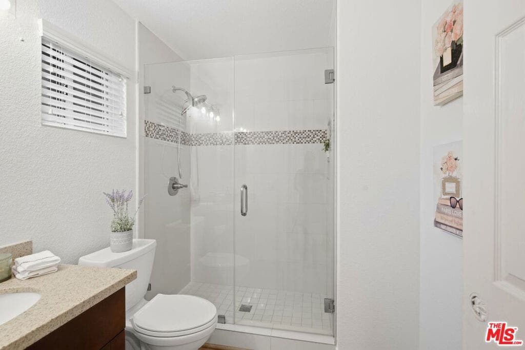87 Via Contento, Rancho Santa Margarita, CA 92688 87 Via Contento, Rancho Santa Margarita, CA 92688