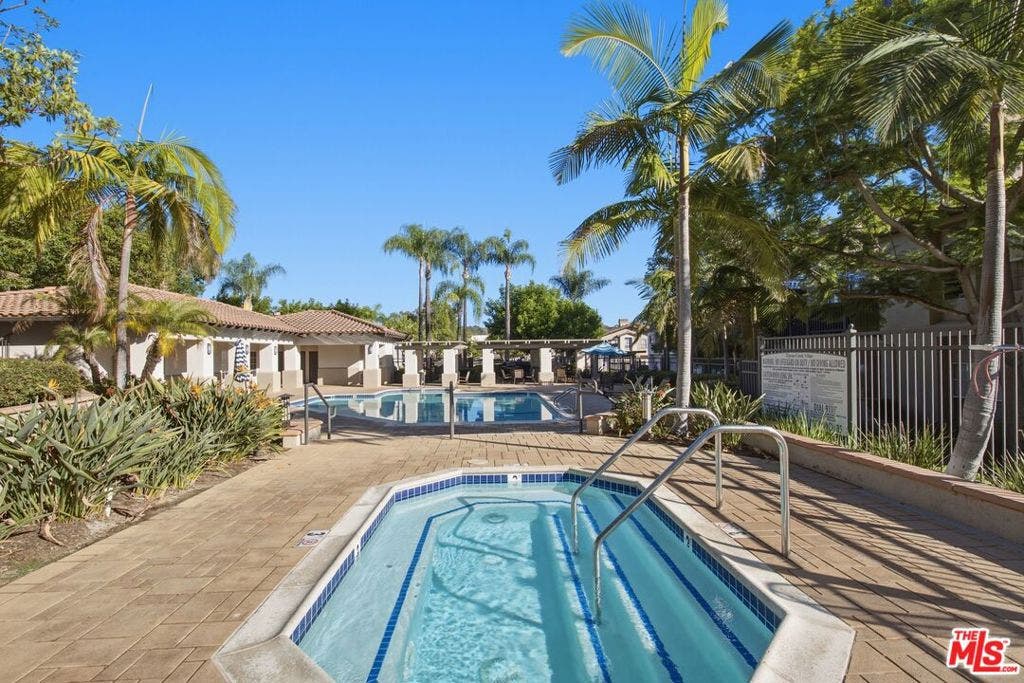 87 Via Contento, Rancho Santa Margarita, CA 92688 87 Via Contento, Rancho Santa Margarita, CA 92688
