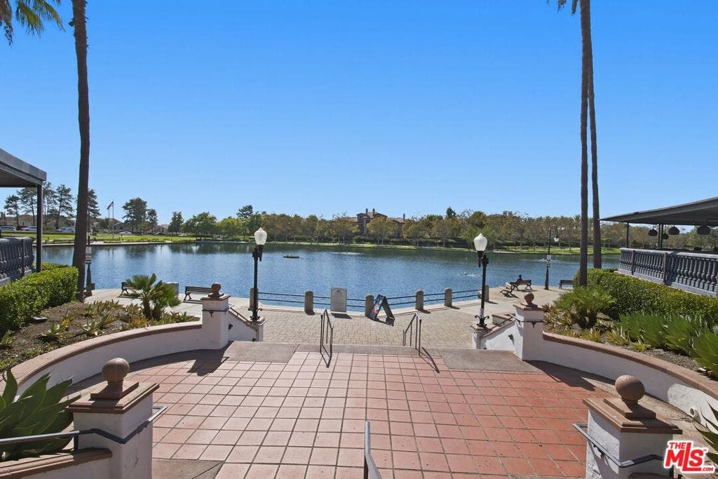 87 Via Contento, Rancho Santa Margarita, CA 92688 87 Via Contento, Rancho Santa Margarita, CA 92688
