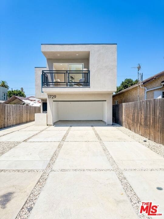 Property photo for 1729 W 36th Place, Los Angeles, CA