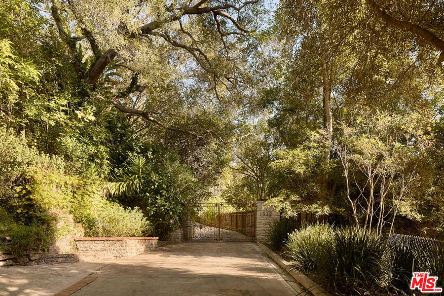 Property photo for 1372 Benedict Canyon Drive, Los Angeles, CA