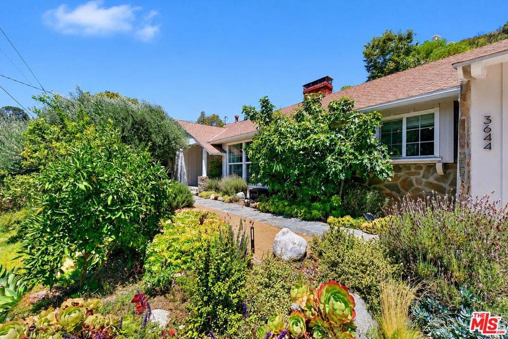 3644 Goodland Avenue, Los Angeles, CA 91604 3644 Goodland Avenue, Los Angeles, CA 91604